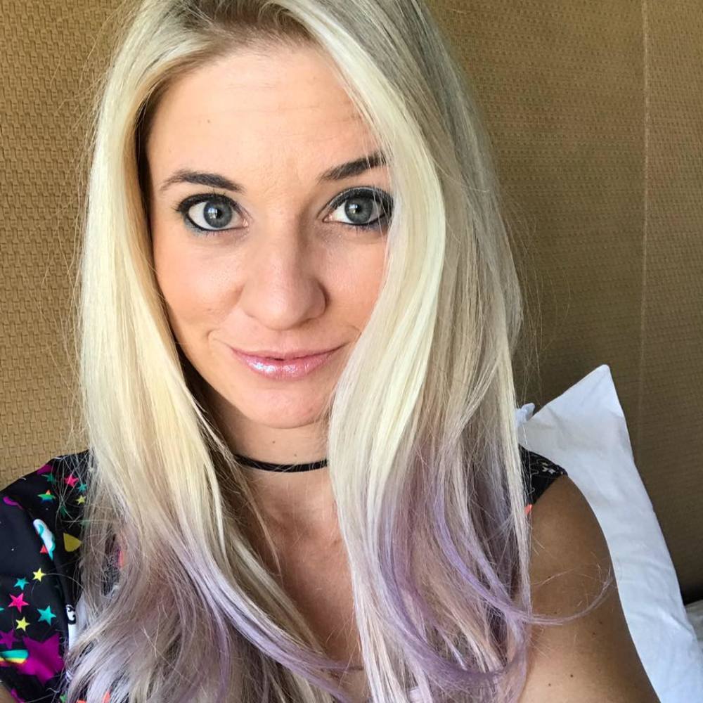 Meet your Posher, Courtney